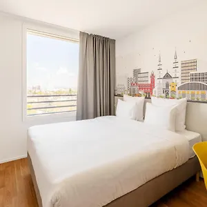 B&B Hotel Basel מלון